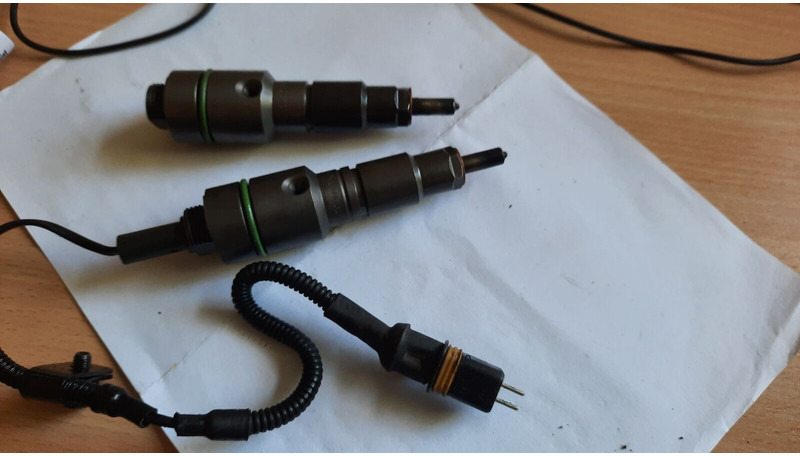 MAN мерседес -192NN9 - Filtro de combustible: foto 2 MAN мерседес -192NN9 - Filtro de combustible: foto 2