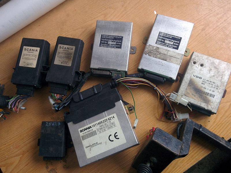Scania 0485472. 458460 . 0881801800 - Unidad de control: foto 3 Scania 0485472. 458460 . 0881801800 - Unidad de control: foto 3