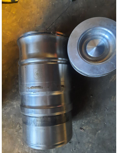 Scania - Motor y piezas: foto 3 Scania - Motor y piezas: foto 3