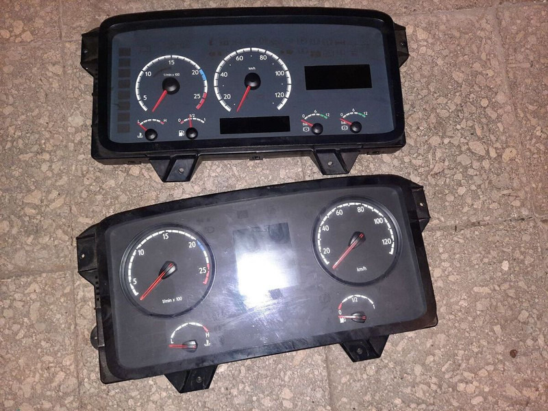 Scania МАН .Ивеко. Вольво. Рено. - Salpicadero: foto 4 Scania МАН .Ивеко. Вольво. Рено. - Salpicadero: foto 4