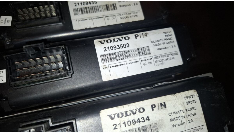Volvo 20815236-P04. 70327101. 2054900 . 20744283-01. 3192577. 20815236 - Unidad de control: foto 3 Volvo 20815236-P04. 70327101. 2054900 . 20744283-01. 3192577. 20815236 - Unidad de control: foto 3