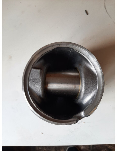 Volvo std 126.85 - Motor y piezas: foto 2 Volvo std 126.85 - Motor y piezas: foto 2