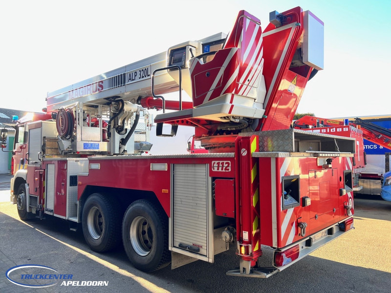 MAN TGA 26.350 Magirus ALP 320L = 32 meter, Waterpump, 6x4, Steel springs - Camión: foto 5 MAN TGA 26.350 Magirus ALP 320L = 32 meter, Waterpump, 6x4, Steel springs - Camión: foto 5