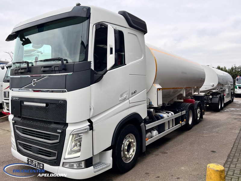 Volvo FH 540 61200 Liter ADR! - Camión cisterna: foto 2 Volvo FH 540 61200 Liter ADR! - Camión cisterna: foto 2