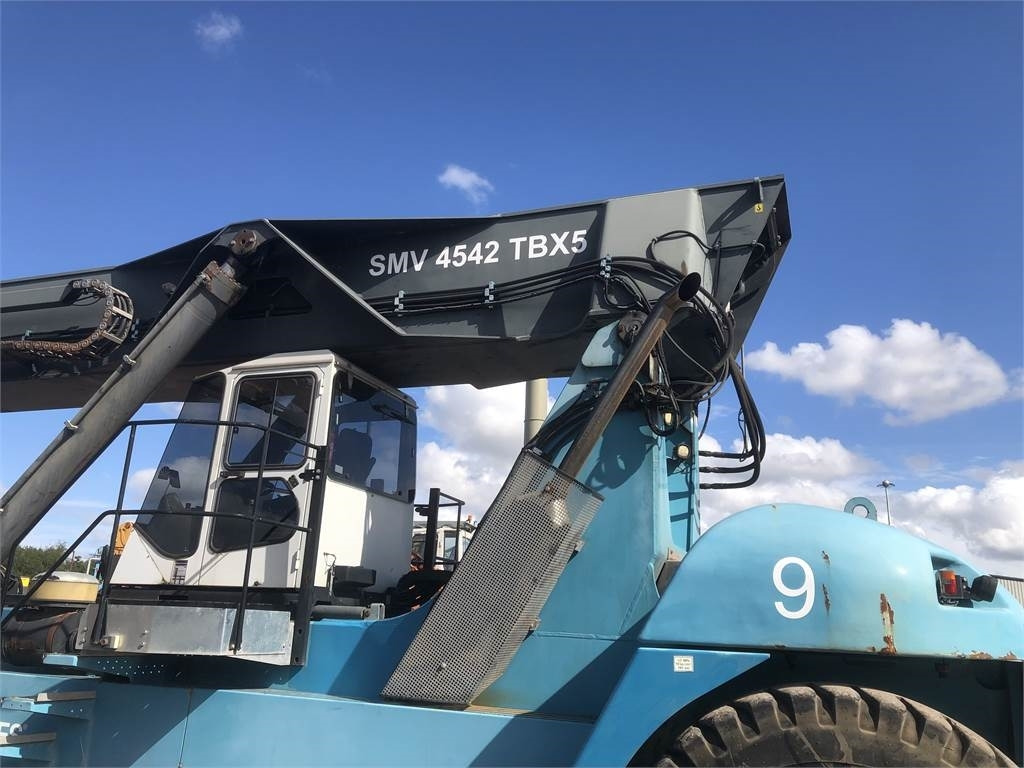 SMV 4542 TBX5 - Reach stacker: foto 5 SMV 4542 TBX5 - Reach stacker: foto 5