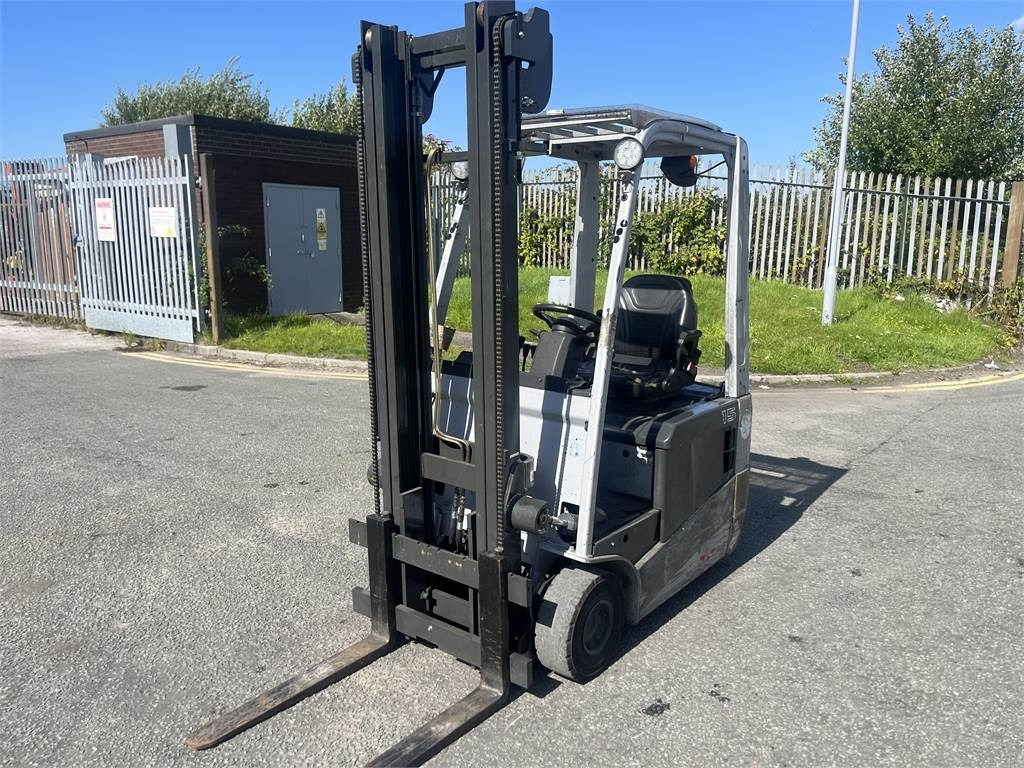 TCM A1N1L15H - Carretilla elevadora eléctrica: foto 2 TCM A1N1L15H - Carretilla elevadora eléctrica: foto 2