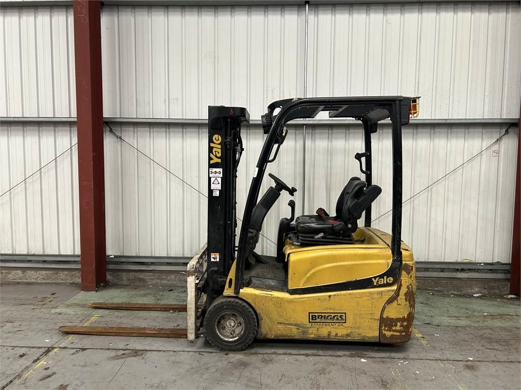 Yale ERP20VT - Carretilla elevadora eléctrica: foto 1 Yale ERP20VT - Carretilla elevadora eléctrica: foto 1