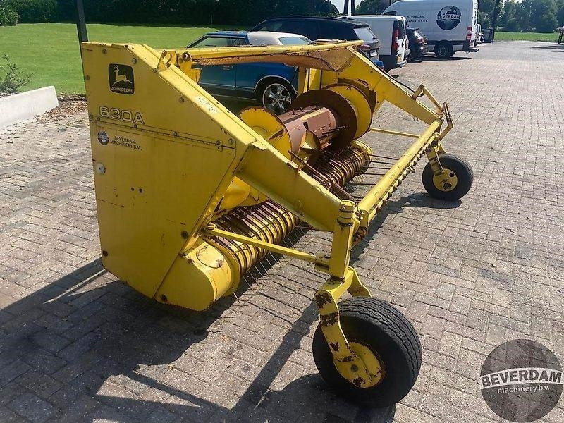 John Deere 630 A - Accesorios para cosechadoras: foto 2 John Deere 630 A - Accesorios para cosechadoras: foto 2