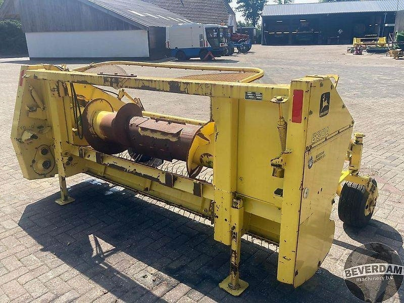 John Deere 630 A - Accesorios para cosechadoras: foto 4 John Deere 630 A - Accesorios para cosechadoras: foto 4
