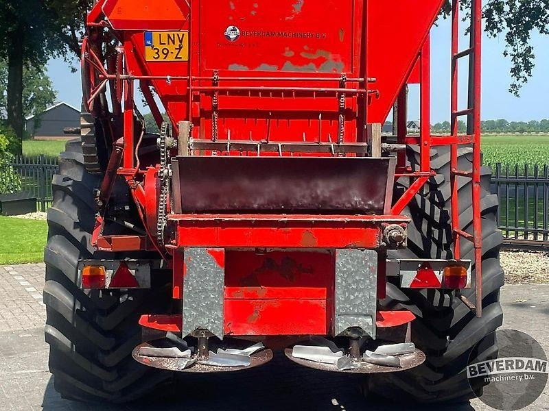 Kalkstrooier 10 ton - Esparcidor de fertilizantes: foto 5 Kalkstrooier 10 ton - Esparcidor de fertilizantes: foto 5