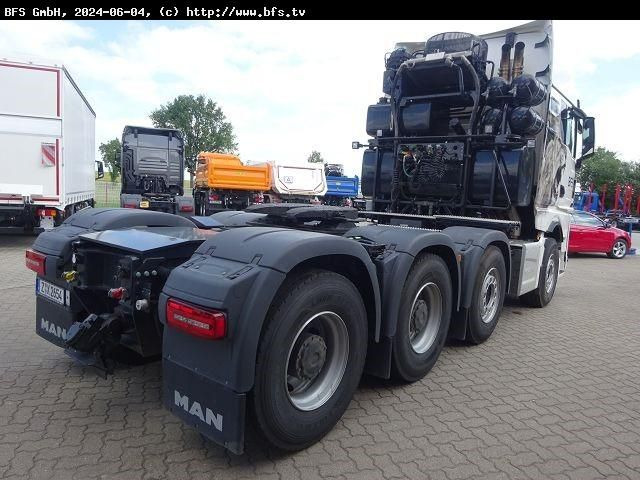 MAN TGX 41.640 8x4/4 BBS Schwerlast 250t WSK, Sicher - Cabeza tractora: foto 3 MAN TGX 41.640 8x4/4 BBS Schwerlast 250t WSK, Sicher - Cabeza tractora: foto 3