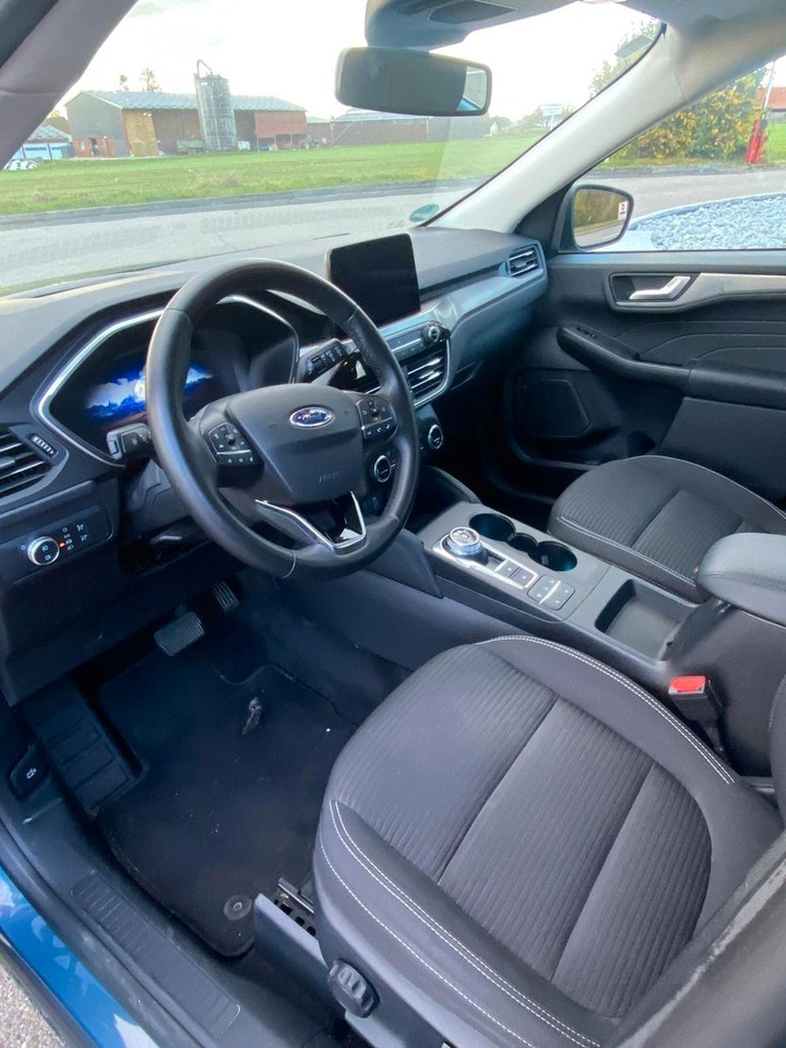 Ford Kuga Titanium 4X4 AWD - SUV/ Todoterreno: foto 3 Ford Kuga Titanium 4X4 AWD - SUV/ Todoterreno: foto 3