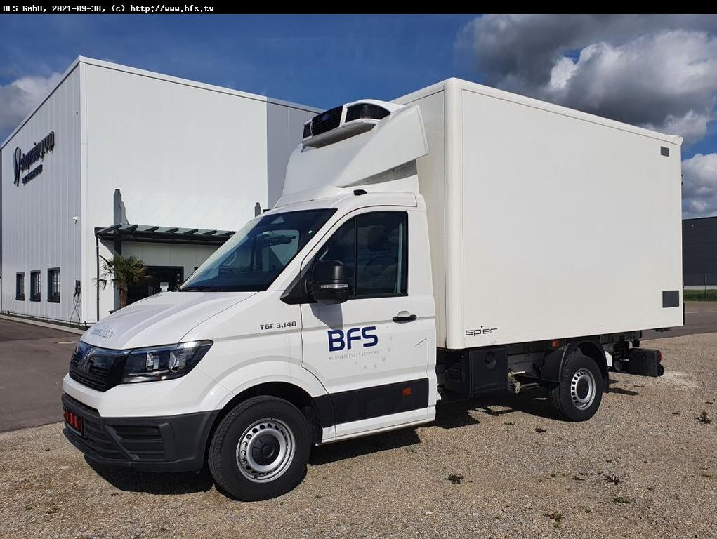 MAN TGE 3.140 4x2 F SB Bi-Temp Kühlkoffer, Carrier P MAN TGE 3.140 4x2 F SB Bi-Temp Kühlkoffer, Carrier P - Furgoneta frigorifica: foto 1 MAN TGE 3.140 4x2 F SB Bi-Temp Kühlkoffer, Carrier P MAN TGE 3.140 4x2 F SB Bi-Temp Kühlkoffer, Carrier P - Furgoneta frigorifica: foto 1