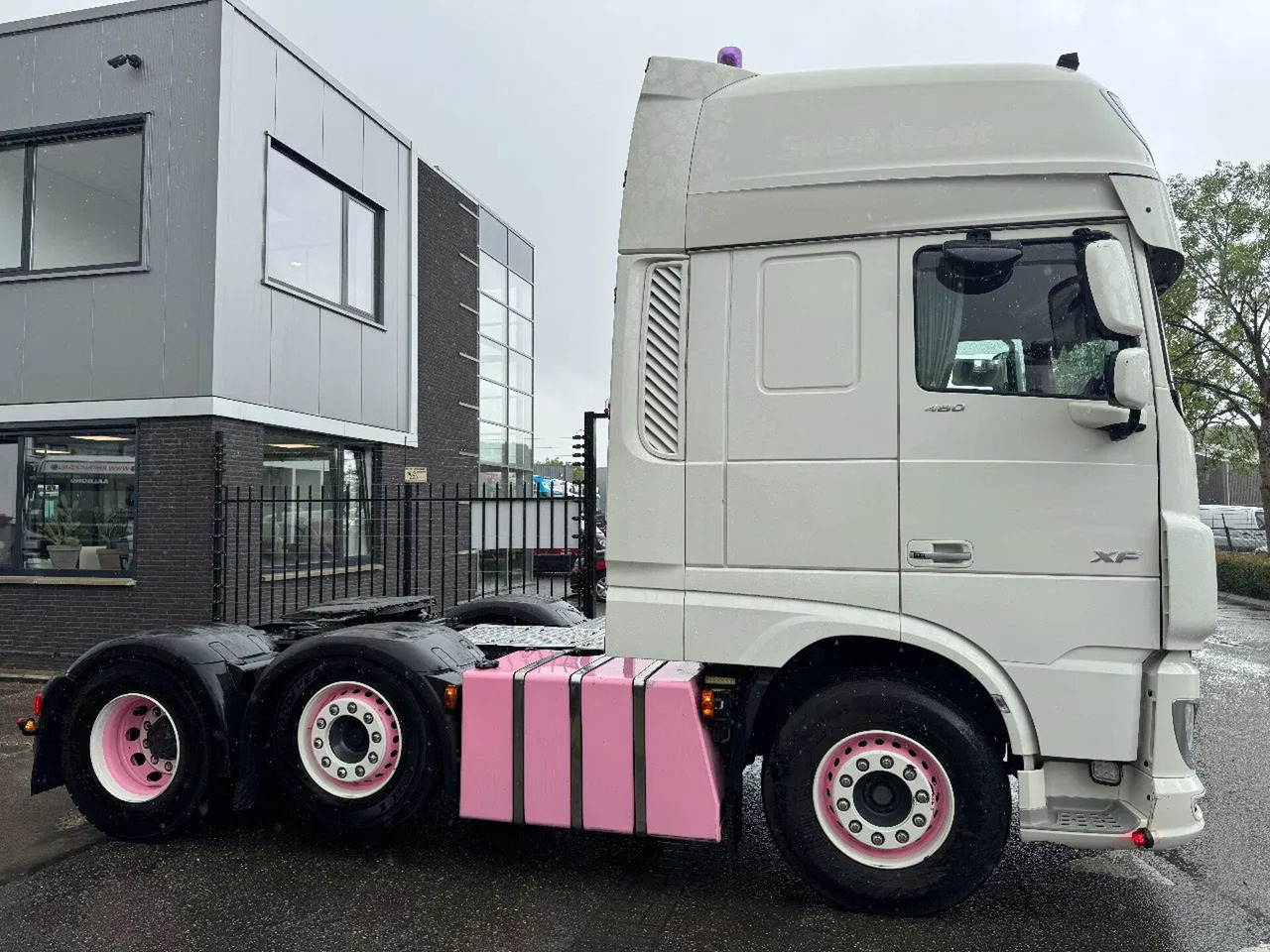 DAF XF 480 6X2 - EURO 6 + LIFT/STEERING AXLE + RETAR - Cabeza tractora: foto 4 DAF XF 480 6X2 - EURO 6 + LIFT/STEERING AXLE + RETAR - Cabeza tractora: foto 4