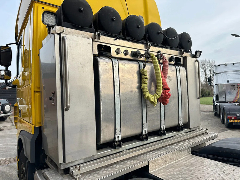 Cabeza tractora DAF XF 530 140 TON 8X4 INTARDER 324343 KM: foto 10 Cabeza tractora DAF XF 530 140 TON 8X4 INTARDER 324343 KM: foto 10