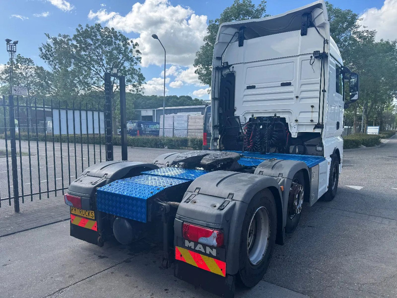 MAN TGX 26.480 6X2 EURO 6 SPOILERS AUTOMATIC - Cabeza tractora: foto 5 MAN TGX 26.480 6X2 EURO 6 SPOILERS AUTOMATIC - Cabeza tractora: foto 5