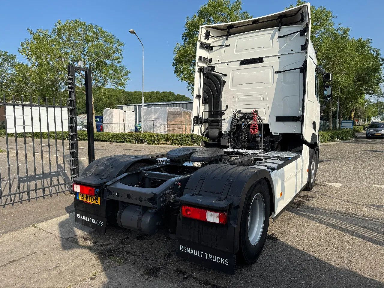 Renault T440 - 13-LITER ENGINE! - EURO 6 SKIRTS SPOILER - Cabeza tractora: foto 5 Renault T440 - 13-LITER ENGINE! - EURO 6 SKIRTS SPOILER - Cabeza tractora: foto 5