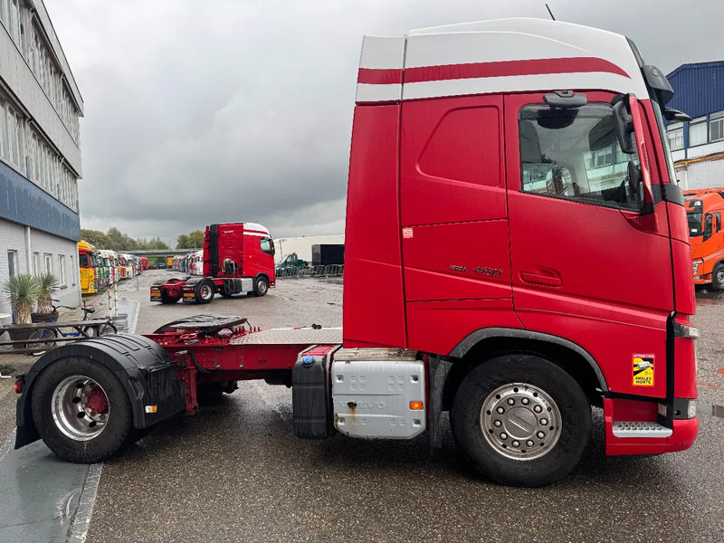 Volvo FH 460 4X2 EURO 6 ALCOA 2 UNITS I PARK COOL STANDKLIMA - Cabeza tractora: foto 5 Volvo FH 460 4X2 EURO 6 ALCOA 2 UNITS I PARK COOL STANDKLIMA - Cabeza tractora: foto 5