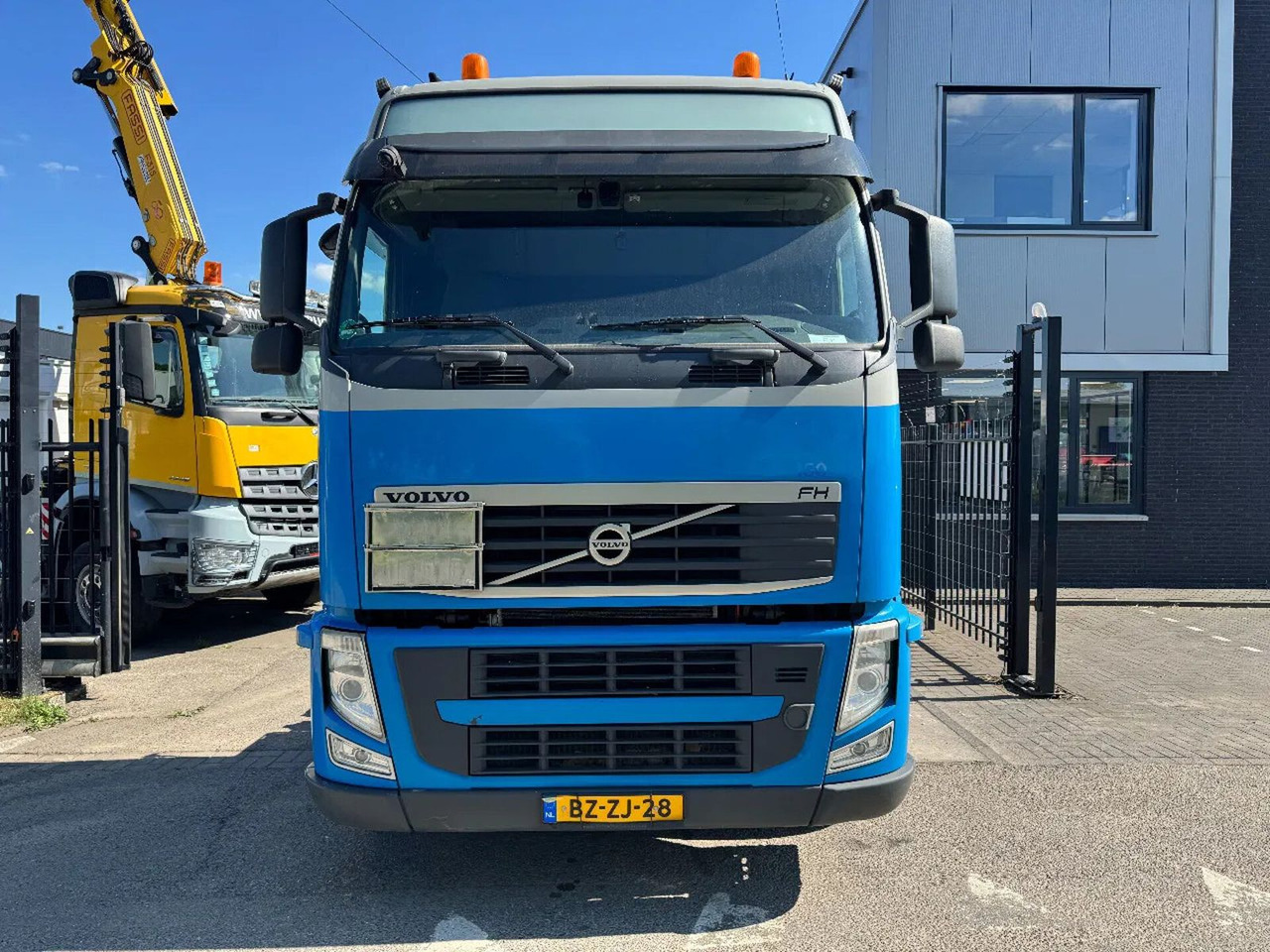 Volvo FH 460 6X2 EURO 5 GARDNER DENVER - Cabeza tractora: foto 2 Volvo FH 460 6X2 EURO 5 GARDNER DENVER - Cabeza tractora: foto 2