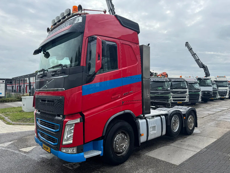 Volvo FH 460 6X2 EURO 6 ONLY 252.195 KM TÜV 07-2026 - Cabeza tractora: foto 1 Volvo FH 460 6X2 EURO 6 ONLY 252.195 KM TÜV 07-2026 - Cabeza tractora: foto 1