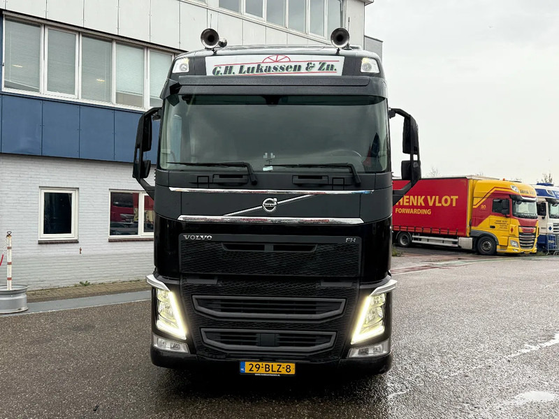 Volvo FH 460 6X2 TUV TILL 16-03-2026 - Cabeza tractora: foto 3 Volvo FH 460 6X2 TUV TILL 16-03-2026 - Cabeza tractora: foto 3