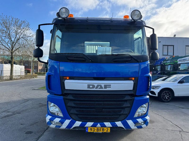 Camión portacontenedor de cadenas DAF CF 400 6X2 - EURO 6 + VDL P-18 + REMOTE + LIFT AXLE: foto 7 Camión portacontenedor de cadenas DAF CF 400 6X2 - EURO 6 + VDL P-18 + REMOTE + LIFT AXLE: foto 7