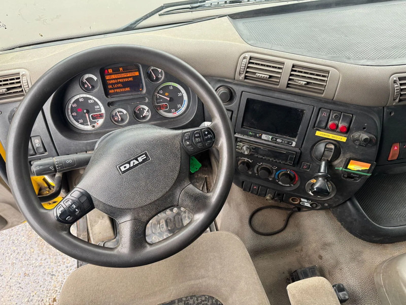 Camión multibasculante, Camión grúa DAF CF 75.310 6X2 EURO 5 HMF 1244 Z2 + REMOTE + HIAB 17T HOOK: foto 19 Camión multibasculante, Camión grúa DAF CF 75.310 6X2 EURO 5 HMF 1244 Z2 + REMOTE + HIAB 17T HOOK: foto 19