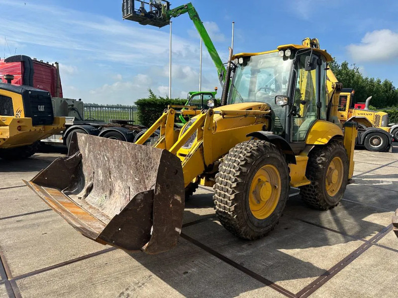 Komatsu WB97S-5E0 - Retroexcavadora: foto 4 Komatsu WB97S-5E0 - Retroexcavadora: foto 4