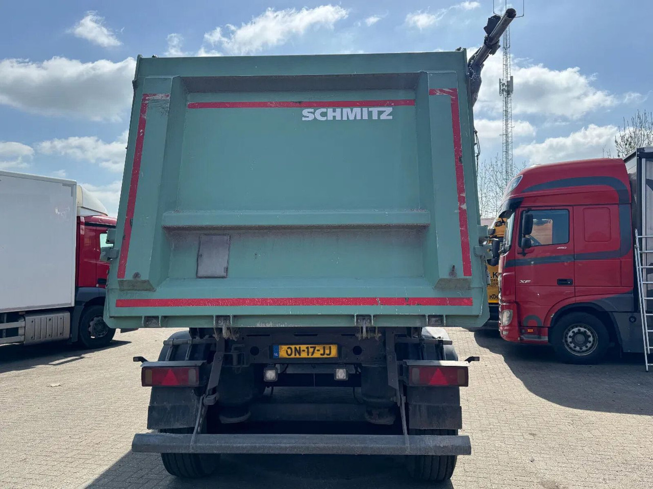 Schmitz Cargobull SGF*3 LIFTING AXLE - Semirremolque volquete: foto 3 Schmitz Cargobull SGF*3 LIFTING AXLE - Semirremolque volquete: foto 3