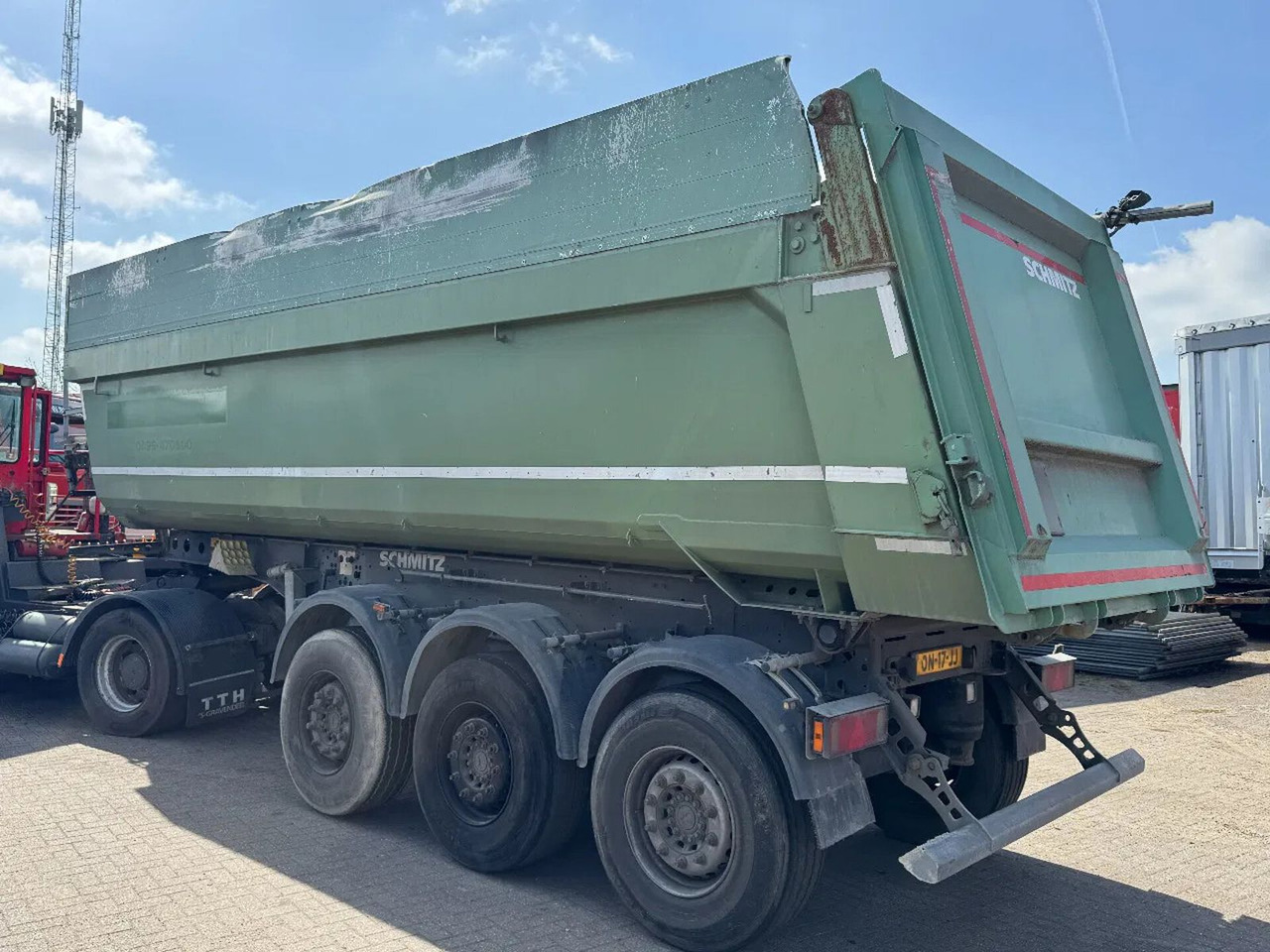 Schmitz Cargobull SGF*3 LIFTING AXLE - Semirremolque volquete: foto 2 Schmitz Cargobull SGF*3 LIFTING AXLE - Semirremolque volquete: foto 2