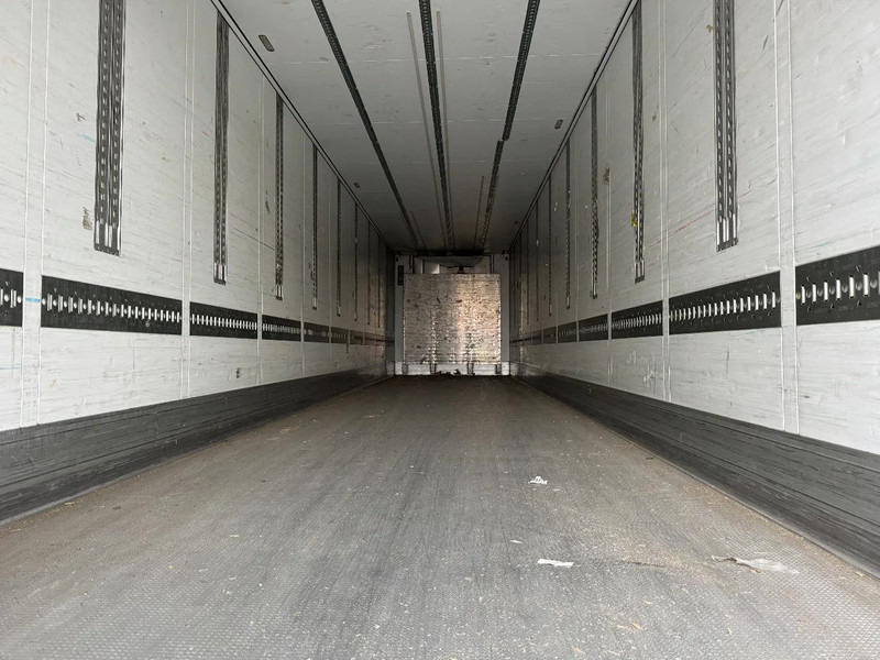 Semirremolque frigorífico Schmitz Cargobull SKO THERMO KING SLX300I DISC BRAKES: foto 7 Semirremolque frigorífico Schmitz Cargobull SKO THERMO KING SLX300I DISC BRAKES: foto 7