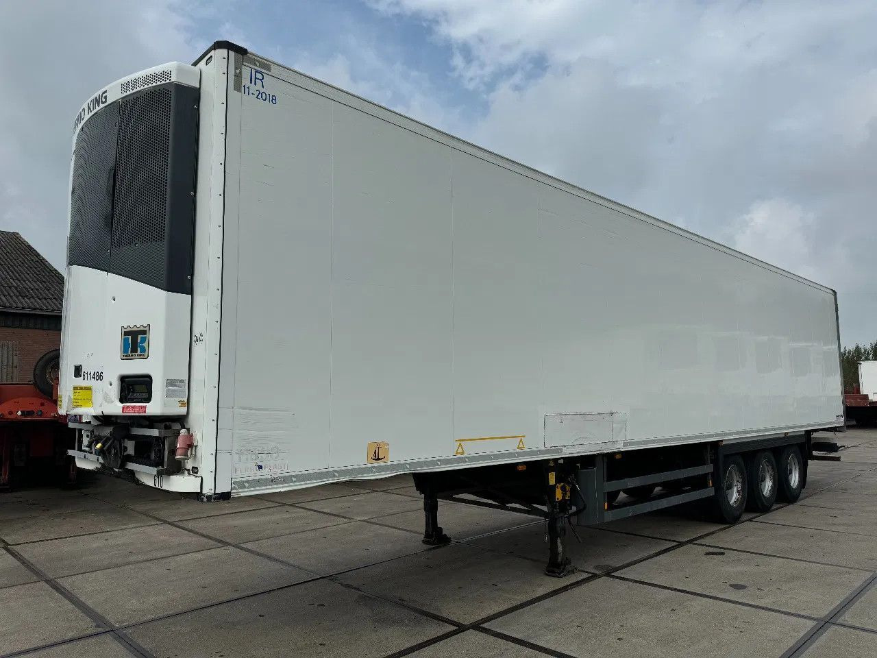 Schmitz Cargobull THERMO KING SLXE200 BPW AXLE Schmitz Cargobull THERMO KING SLXE200 BPW AXLE - Semirremolque frigorífico: foto 3 Schmitz Cargobull THERMO KING SLXE200 BPW AXLE Schmitz Cargobull THERMO KING SLXE200 BPW AXLE - Semirremolque frigorífico: foto 3