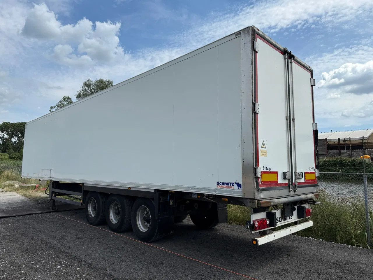 Schmitz Cargobull THERMO KING SLXE200 BPW AXLE Schmitz Cargobull THERMO KING SLXE200 BPW AXLE - Semirremolque frigorífico: foto 2 Schmitz Cargobull THERMO KING SLXE200 BPW AXLE Schmitz Cargobull THERMO KING SLXE200 BPW AXLE - Semirremolque frigorífico: foto 2