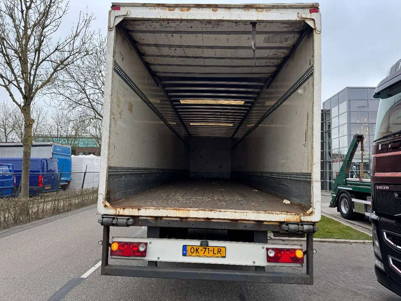 System Trailer TRAILERS PRSH18 - 2 AXLE BPW - Semirremolque caja cerrada: foto 3 System Trailer TRAILERS PRSH18 - 2 AXLE BPW - Semirremolque caja cerrada: foto 3