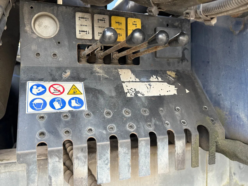 Semirremolque plataforma/ Caja abierta TURBO'S HOET 3 AXLE + AMCO-VEBA V929 6S CRANE + REMOTE: foto 11 Semirremolque plataforma/ Caja abierta TURBO'S HOET 3 AXLE + AMCO-VEBA V929 6S CRANE + REMOTE: foto 11