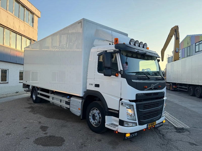 Volvo FM 330 4X2 EURO 6 DHOLLANDIA CLOSED BOX - Camión caja cerrada: foto 3 Volvo FM 330 4X2 EURO 6 DHOLLANDIA CLOSED BOX - Camión caja cerrada: foto 3