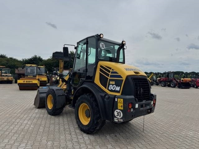 KOMATSU WA 80M - Cargadora de ruedas: foto 2 KOMATSU WA 80M - Cargadora de ruedas: foto 2