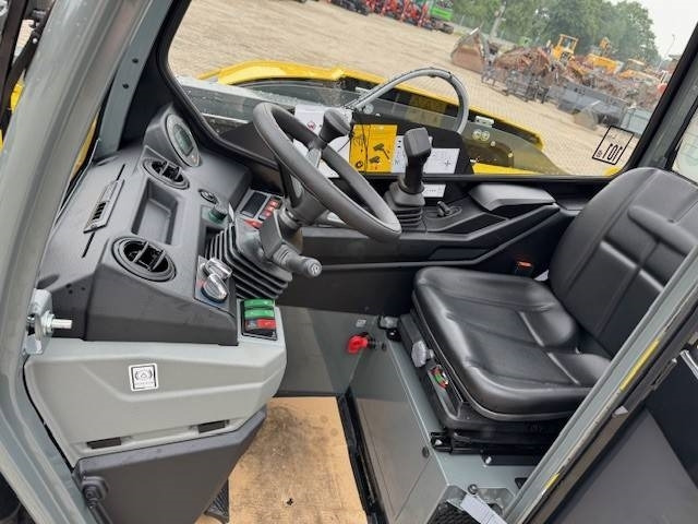 Cargadora de ruedas telescópica KRAMER 1445: foto 11 Cargadora de ruedas telescópica KRAMER 1445: foto 11