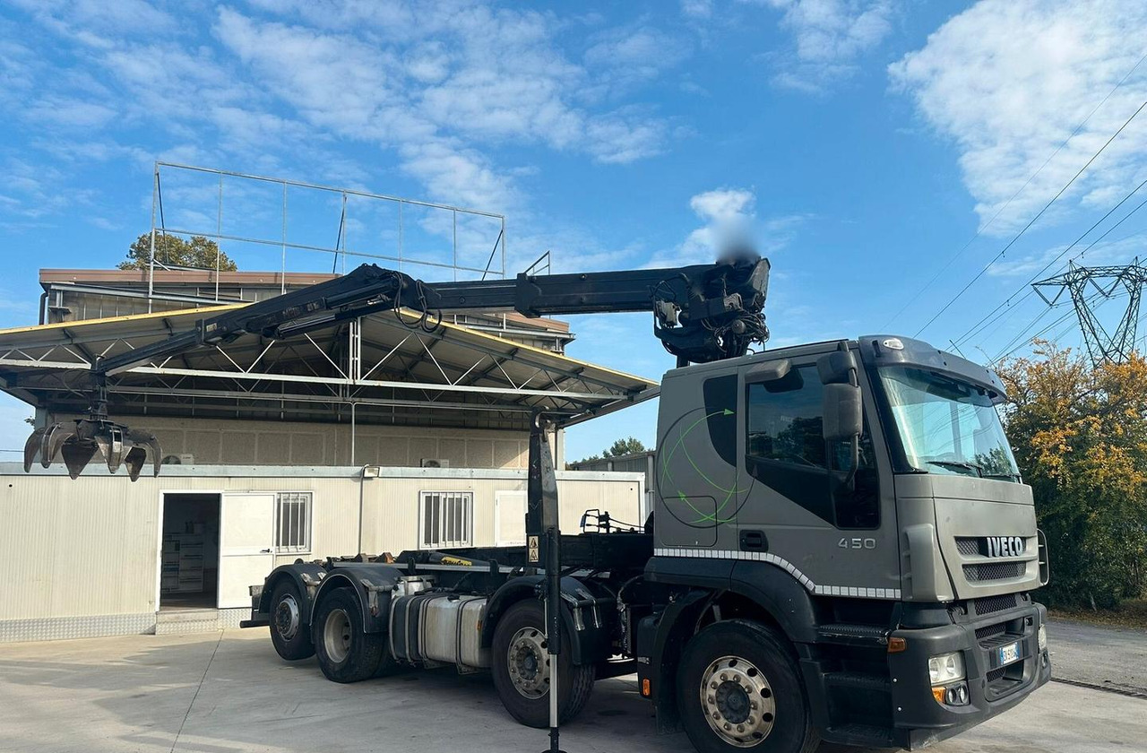 Motrice Iveco scarrabile con gru caricante - Camión multibasculante, Camión grúa: foto 4 Motrice Iveco scarrabile con gru caricante - Camión multibasculante, Camión grúa: foto 4