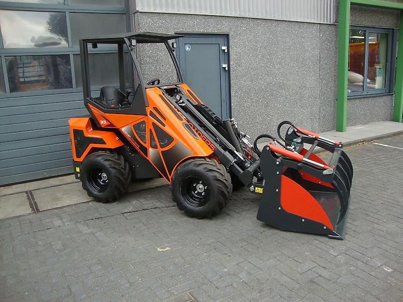 Cast 30T - Cargadora de ruedas: foto 2 Cast 30T - Cargadora de ruedas: foto 2