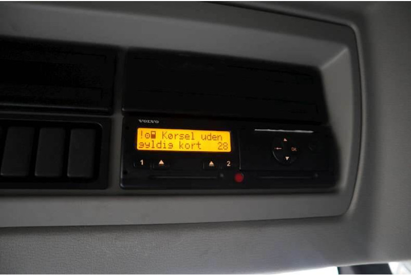 Camión caja cerrada Volvo FE 18.320 EURO 6: foto 14