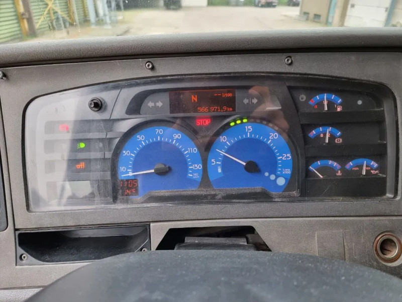 Cabeza tractora Renault Premium 370 Manual Gear: foto 10