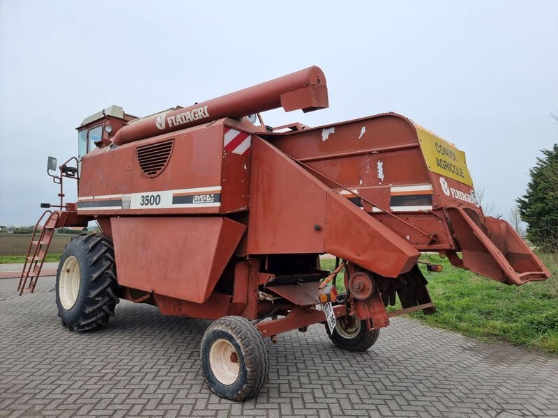 Cosechadora de granos Laverda 3500: foto 7 Cosechadora de granos Laverda 3500: foto 7