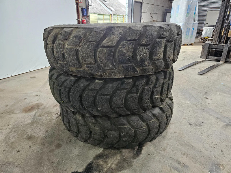 Michelin 18.00-33 - Neumático para Camión: foto 3 Michelin 18.00-33 - Neumático para Camión: foto 3