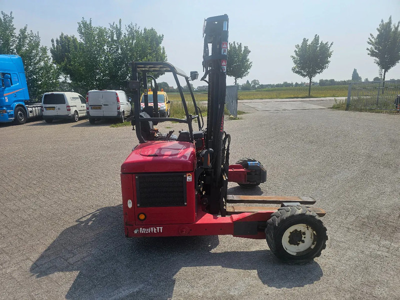 Moffett M4 20.4 RE4-45-1200-900 - Carretilla elevadora: foto 4 Moffett M4 20.4 RE4-45-1200-900 - Carretilla elevadora: foto 4