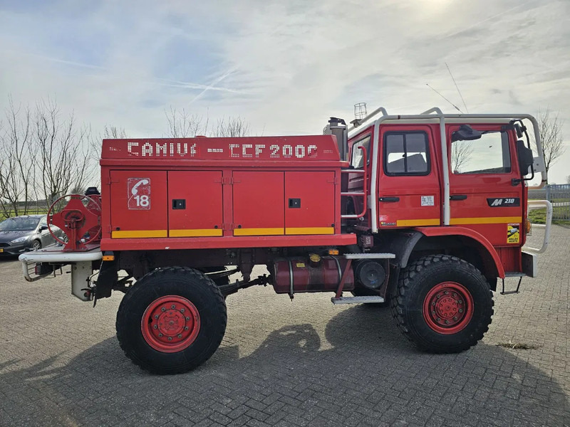 Renault M210 2000L Watertank - Camión de bomberos: foto 4 Renault M210 2000L Watertank - Camión de bomberos: foto 4