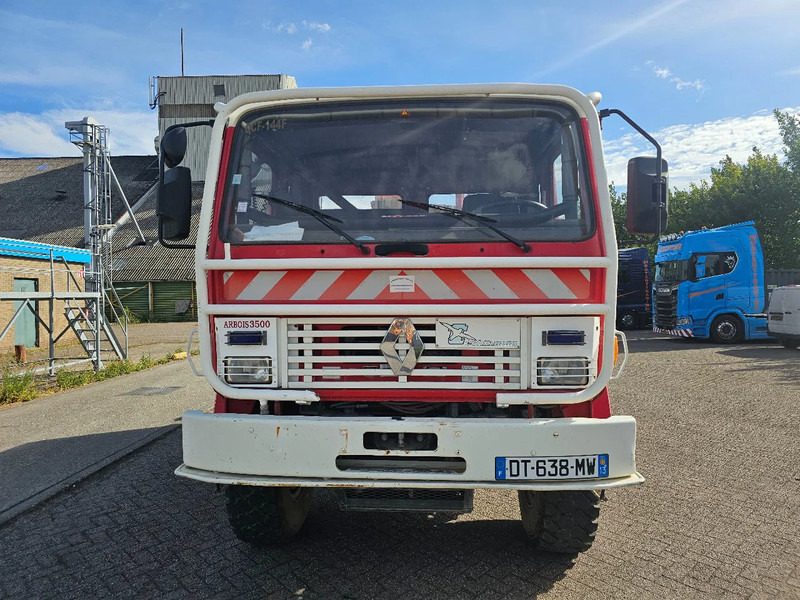 Renault Midliner 210 40BCA230 - Camión de bomberos: foto 2 Renault Midliner 210 40BCA230 - Camión de bomberos: foto 2