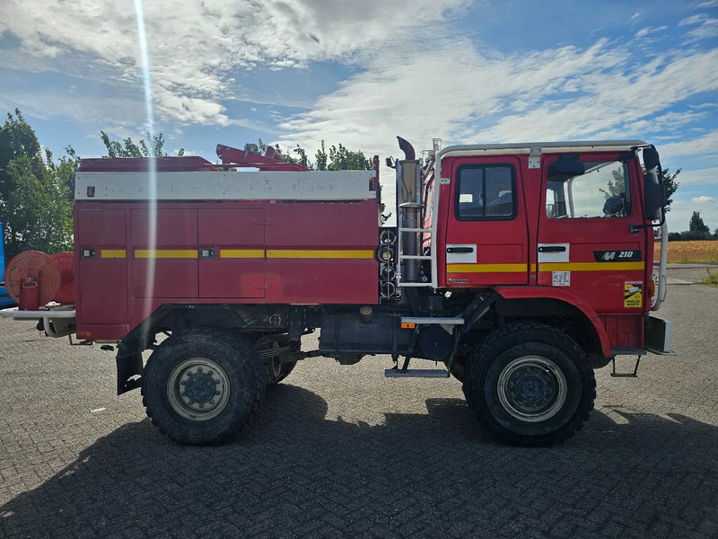 Renault Midliner 210 40BCA230 - Camión de bomberos: foto 4 Renault Midliner 210 40BCA230 - Camión de bomberos: foto 4