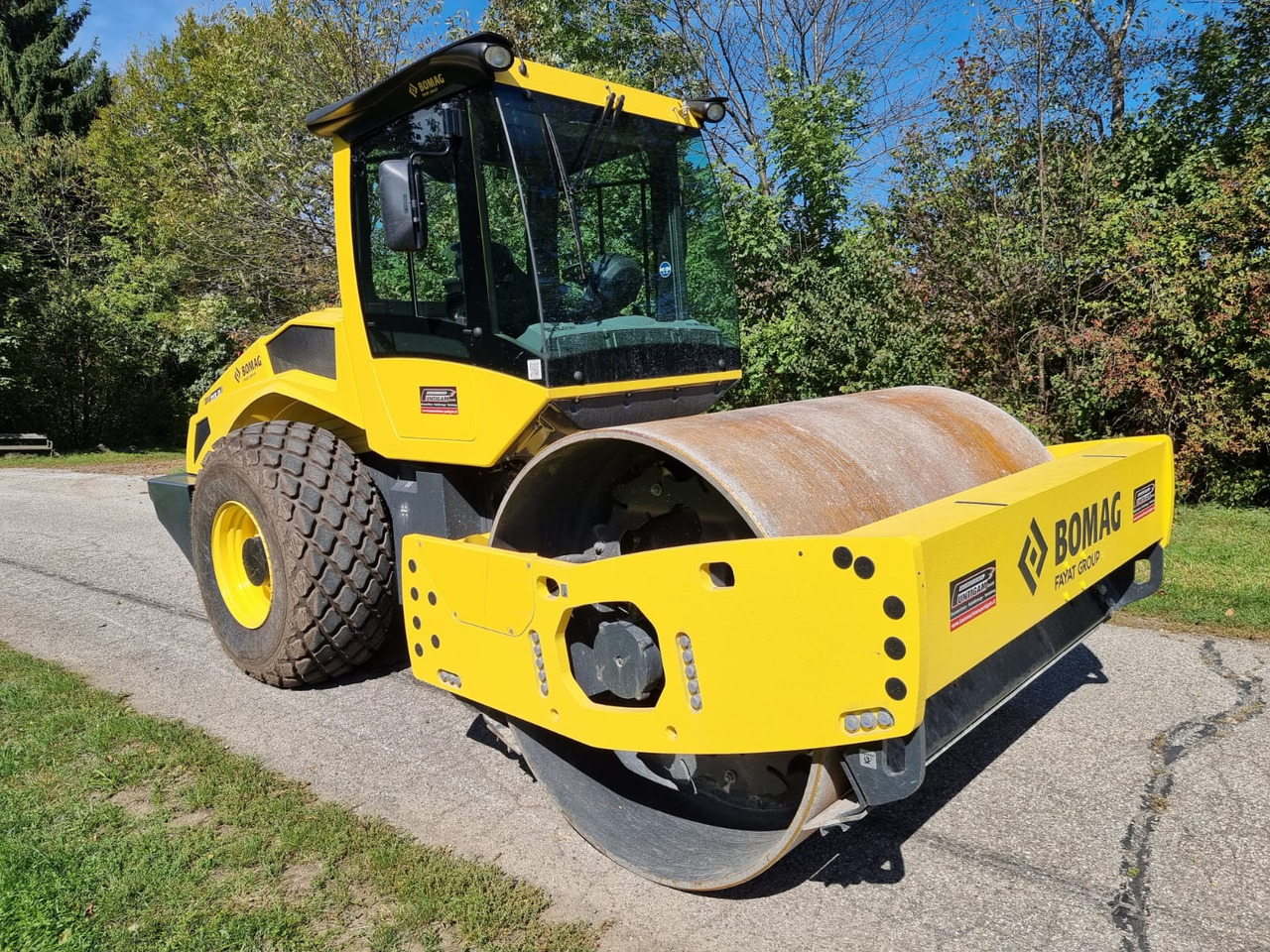BOMAG BW 213 D-5 PL - Rodillo: foto 5 BOMAG BW 213 D-5 PL - Rodillo: foto 5