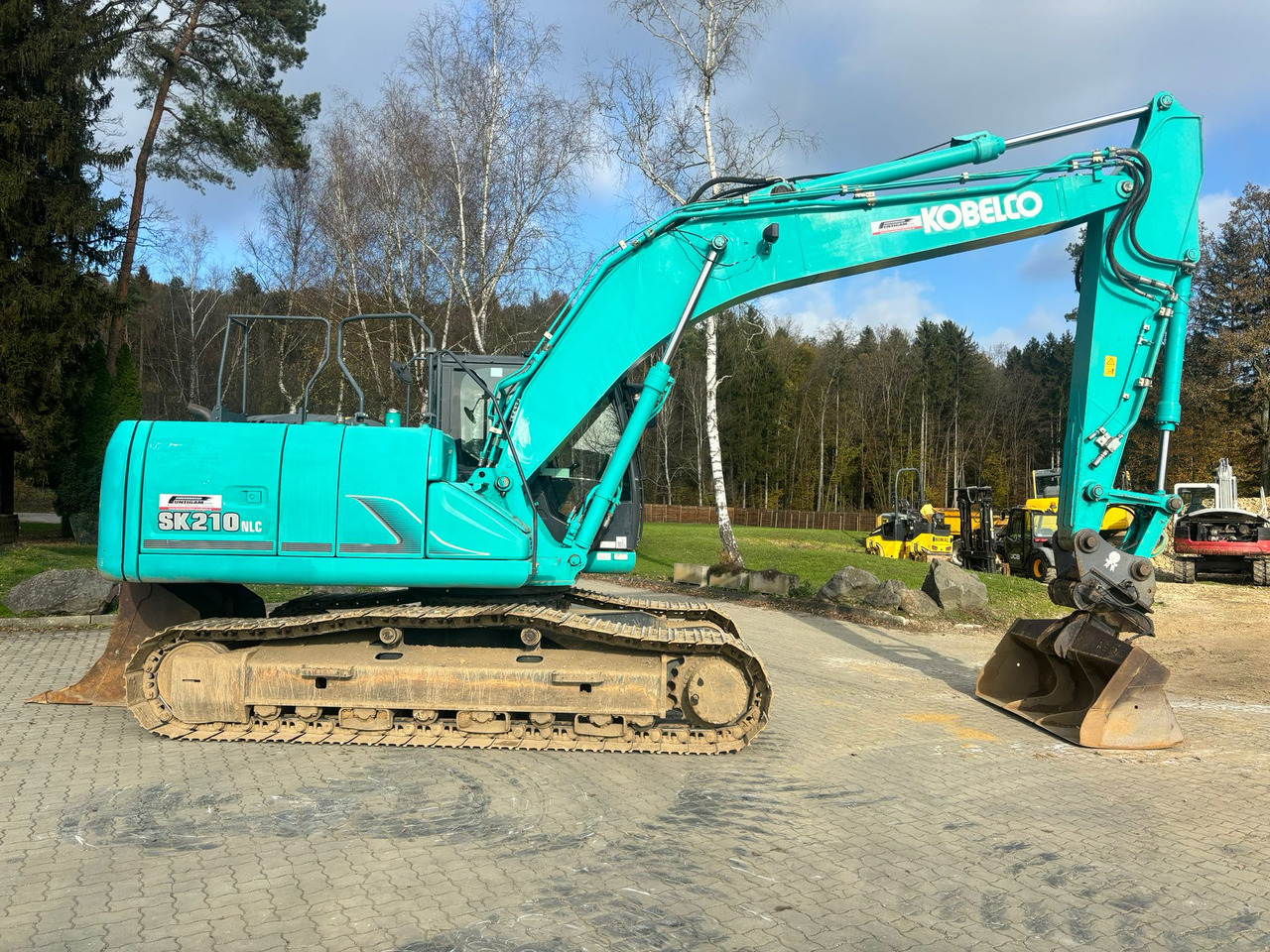 Kobelco SK 210 NLC-9 - Excavadora de cadenas: foto 2 Kobelco SK 210 NLC-9 - Excavadora de cadenas: foto 2
